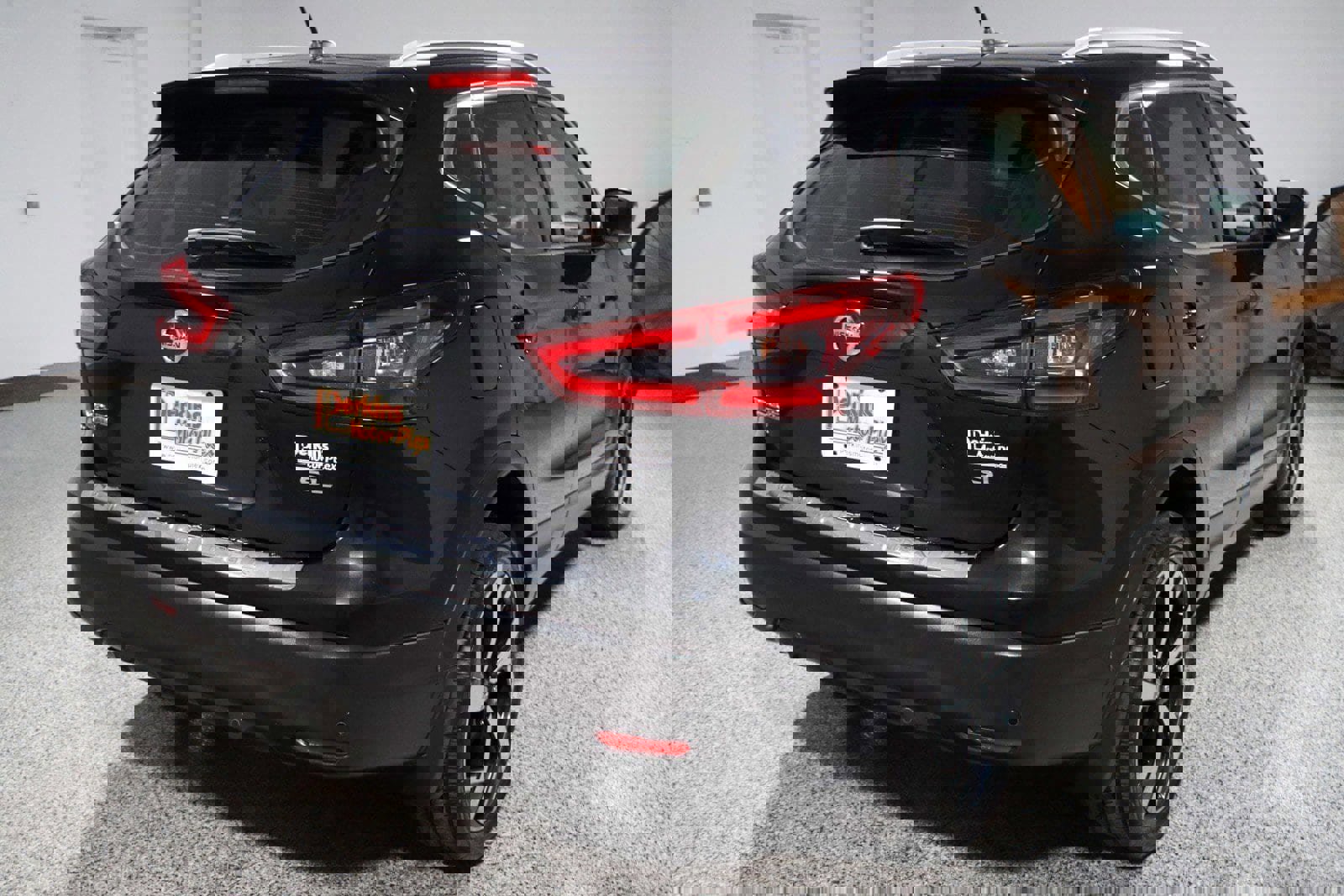 Used 2020 Nissan Rogue Sport SL image 7