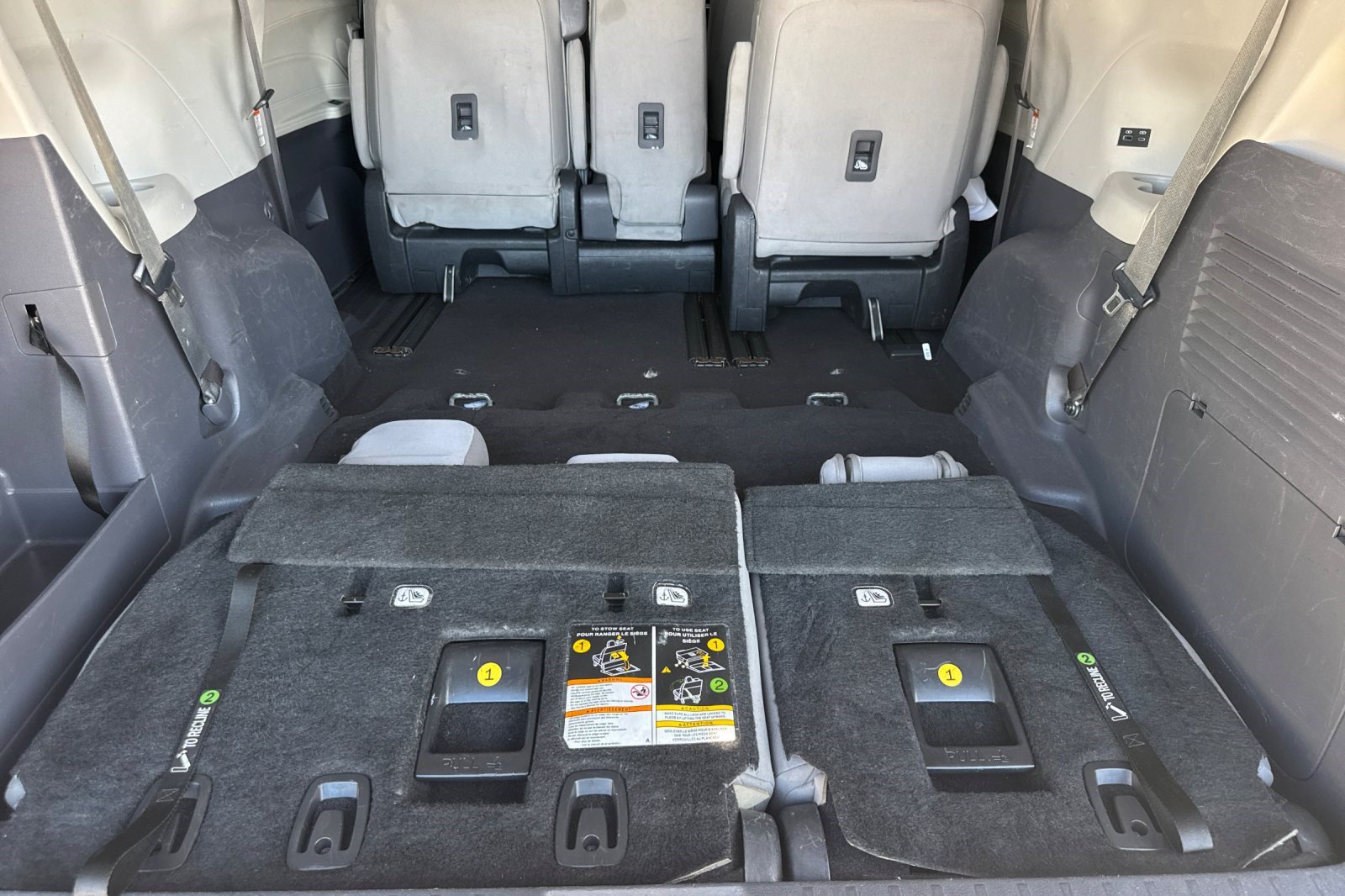 Used 2022 Toyota Sienna LE FWD image 26