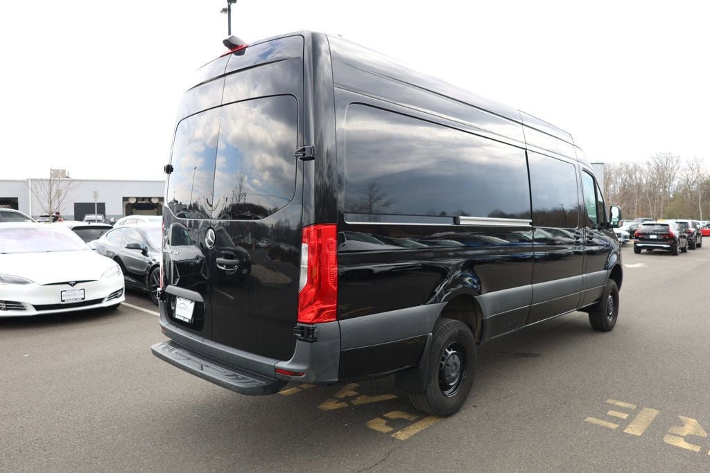 Used 2023 Mercedes-Benz Sprinter 2500 w/ Acoustic Package image 5