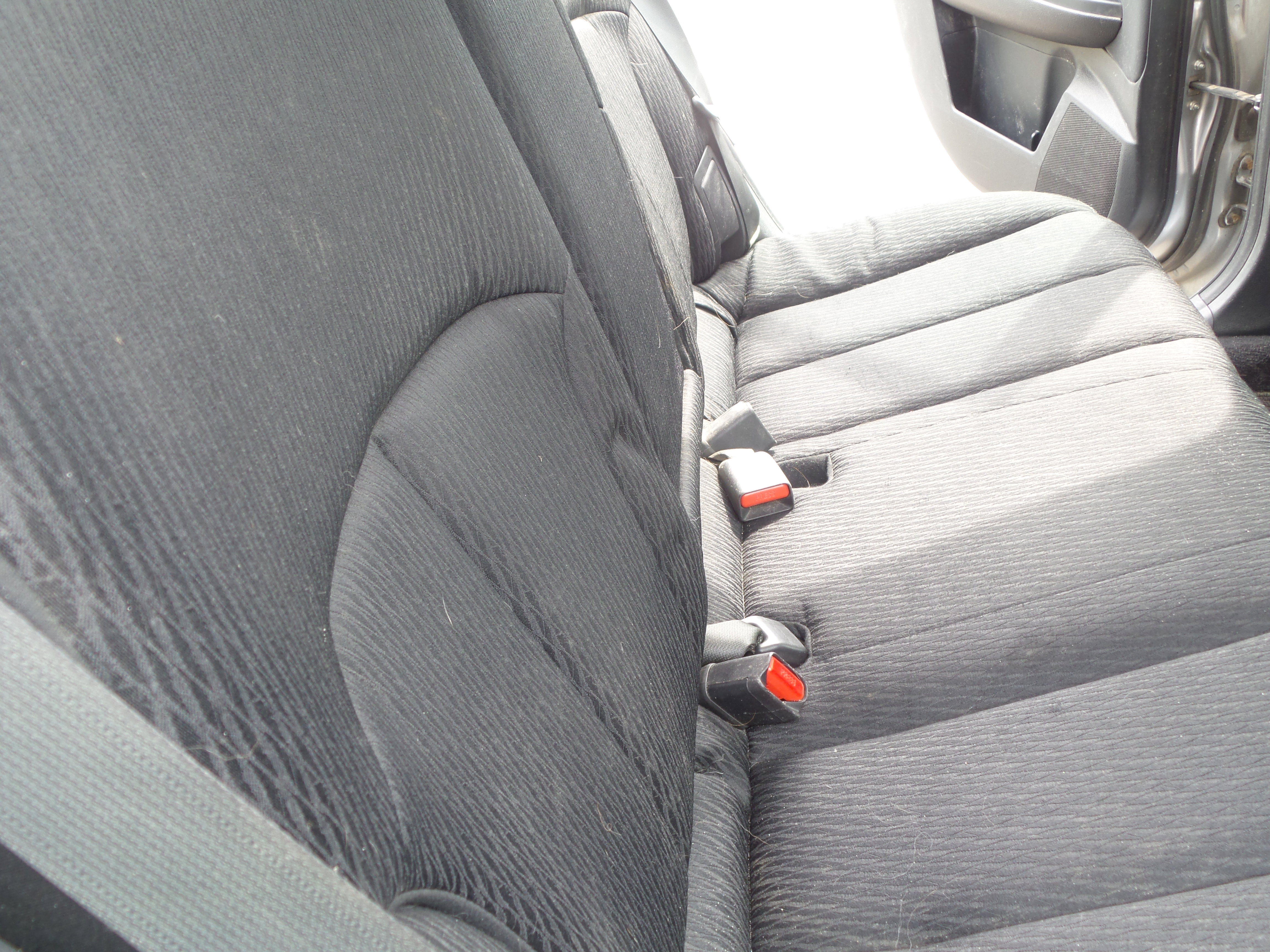 Used 2010 Subaru Outback 2.5i image 25