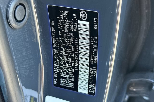 Used 2025 Toyota Camry LE FWD image 30