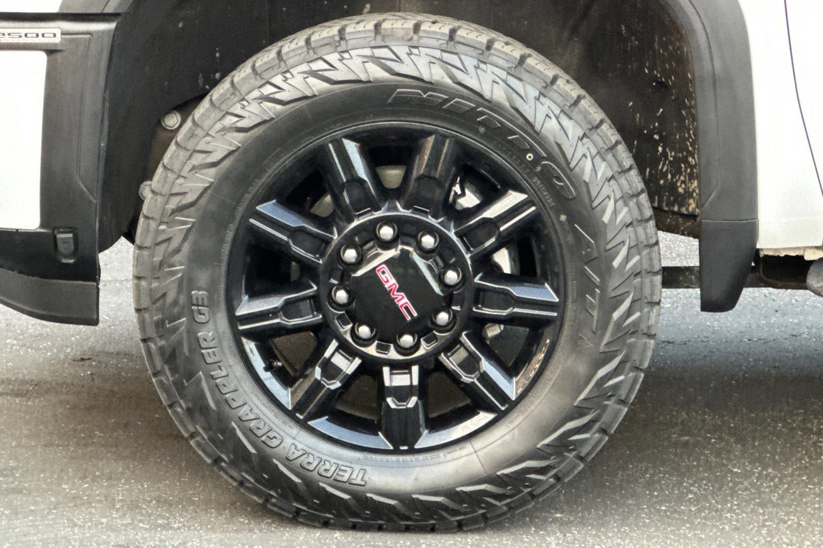 Certified 2024 GMC Sierra 2500 AT4 w/ AT4 Preferred Package image 26