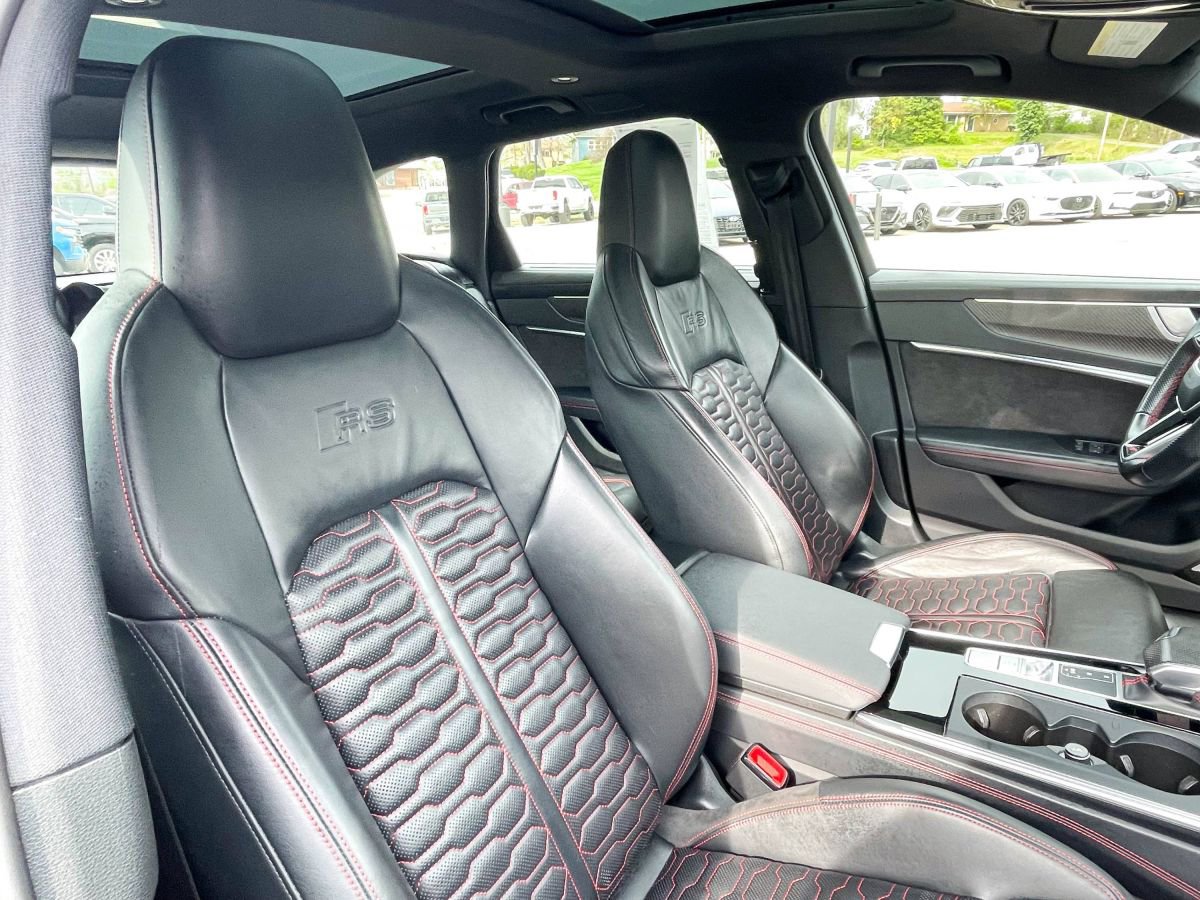 Used 2021 Audi RS 6 w/ Carbon Optic Package image 10