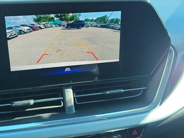 Used 2024 Chevrolet Trax LT w/ Driver Confidence Package image 29