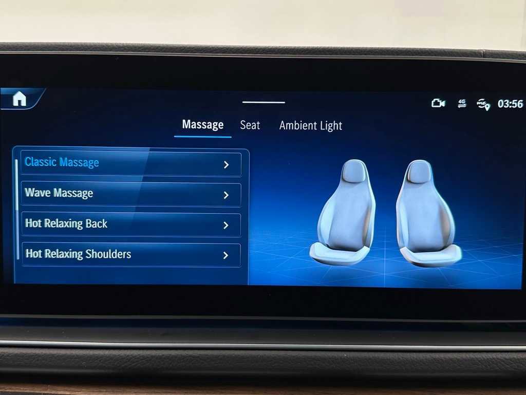 Used 2025 Mercedes-Benz GLS 580 4MATIC image 35