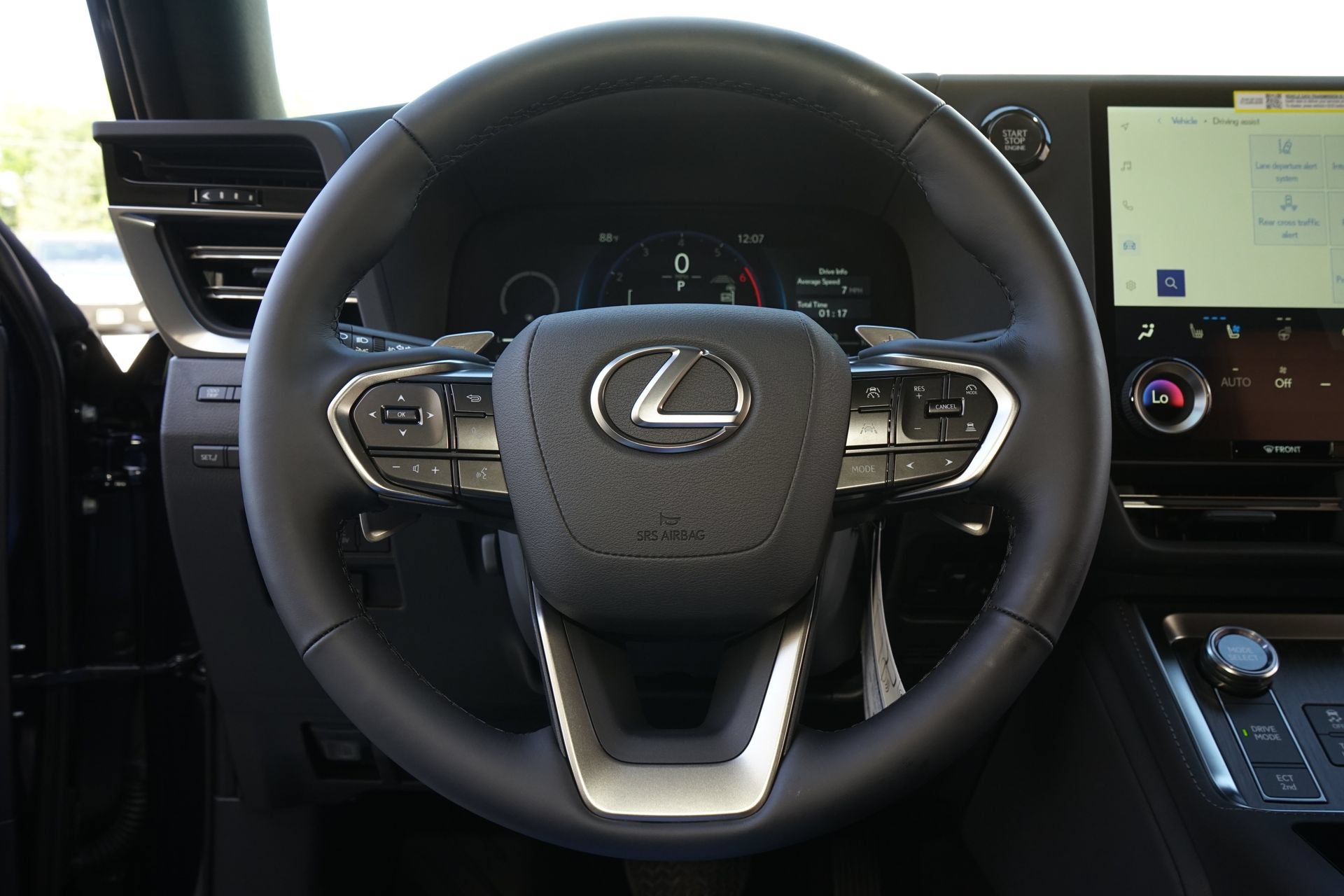 Used 2026 Lexus GX 550 w/ Cold Area Package AWD/4WD image 6