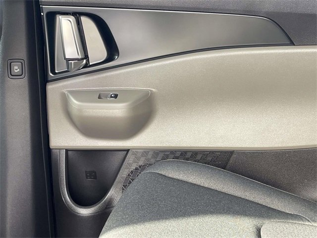 New 2026 Kia Carnival LX image 19