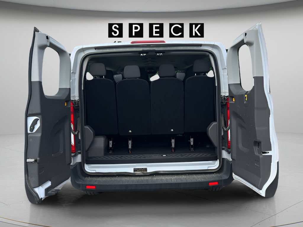 Used 2022 Ford Transit 350 XLT RWD image 3
