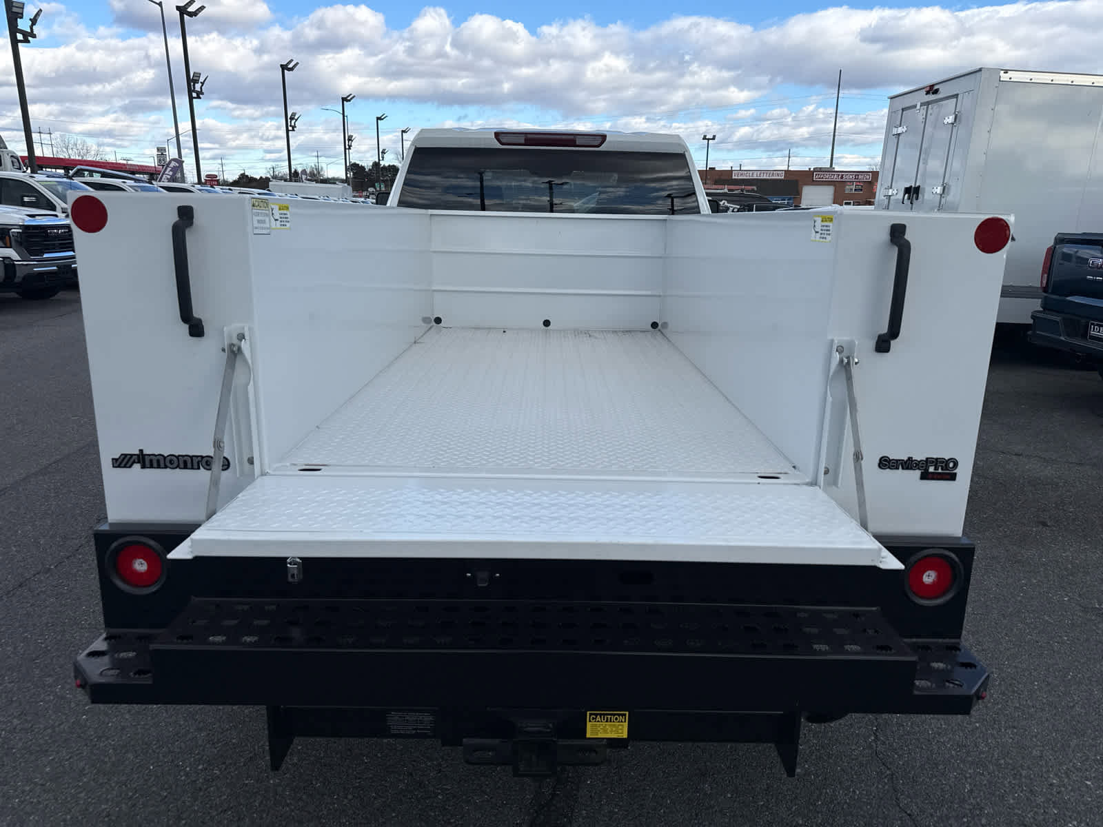 New 2025 GMC Sierra 2500 Pro w/ Convenience Package image 6