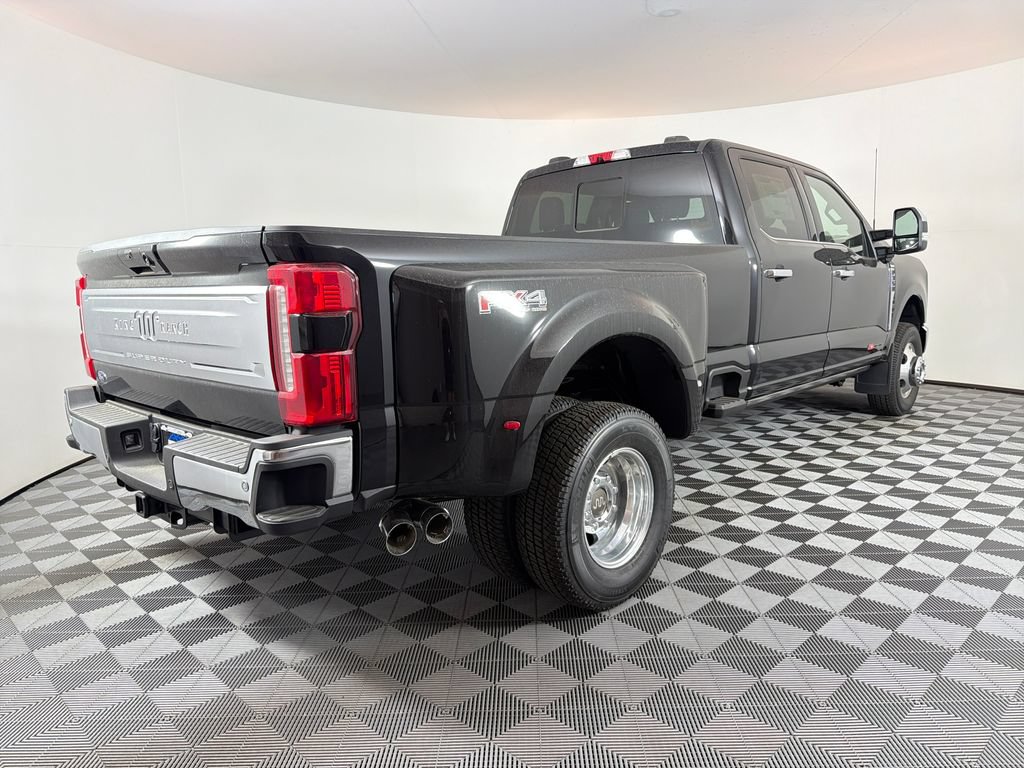 New 2026 Ford F350 King Ranch w/ Chrome Package AWD/4WD image 3