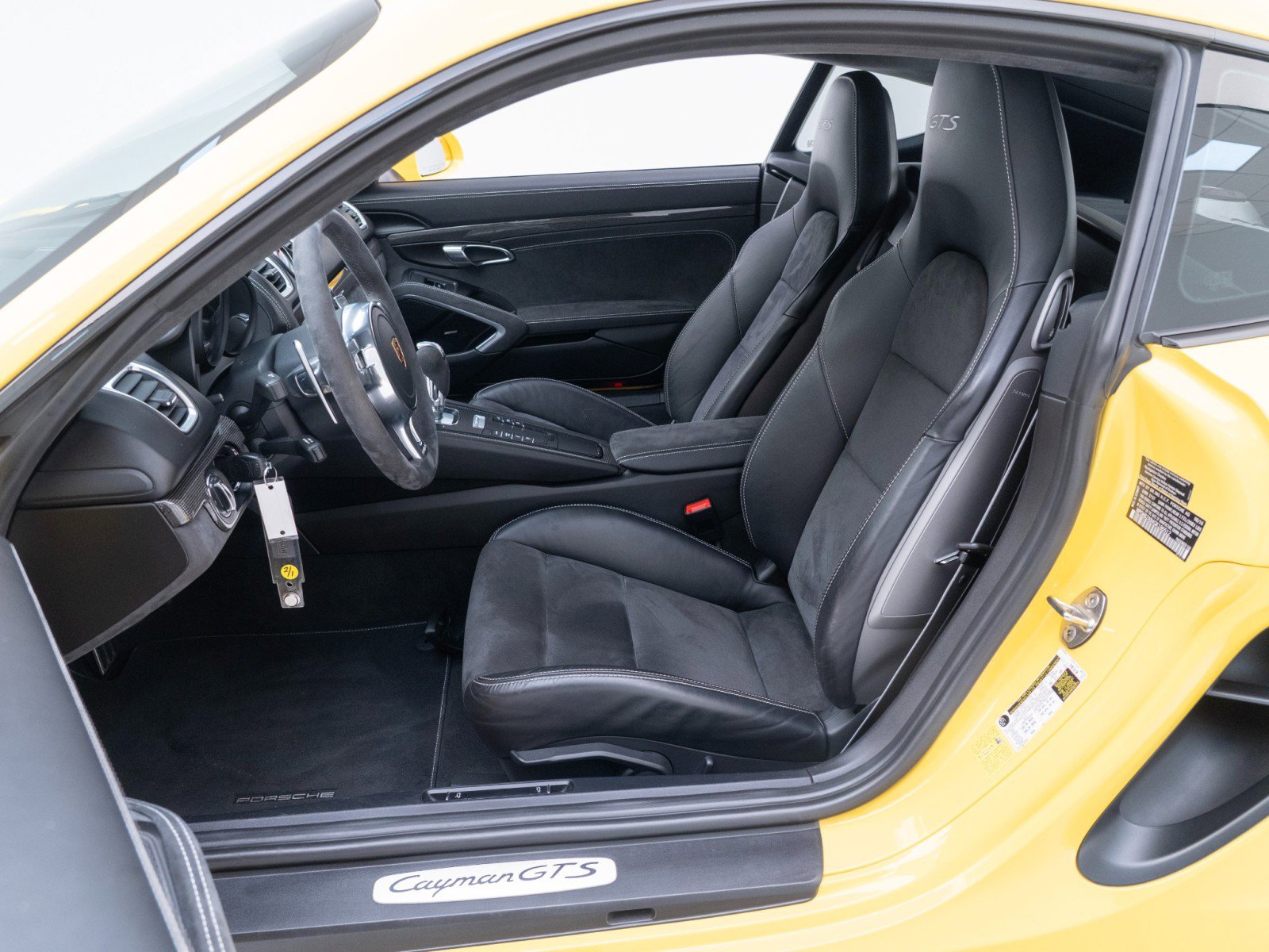 Certified 2016 Porsche Cayman GTS image 19
