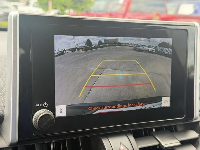 Used 2023 Toyota RAV4 XLE AWD/4WD image 16