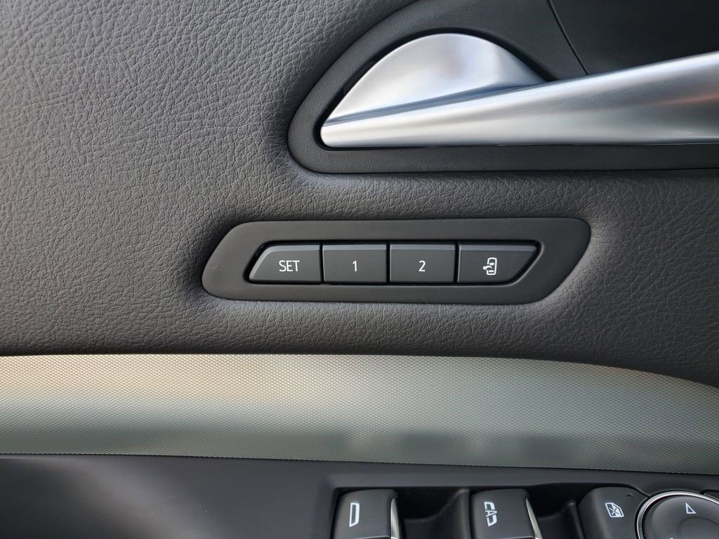 Certified 2023 Cadillac XT4 Premium Luxury w/ Cold Weather Package image 16