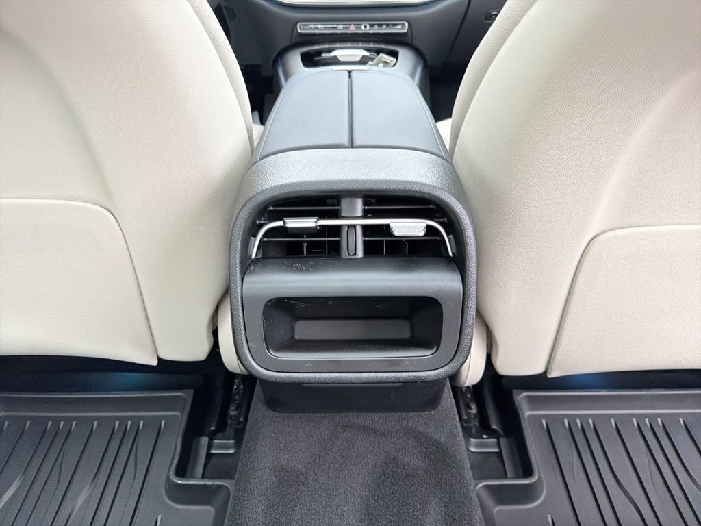 New 2026 Mercedes-Benz E 350 4MATIC Sedan image 21