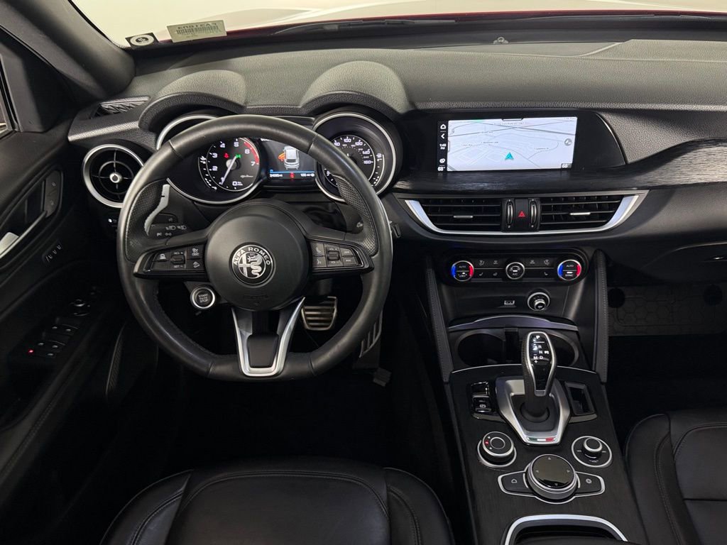 Used 2023 Alfa Romeo Stelvio Sprint RWD image 13