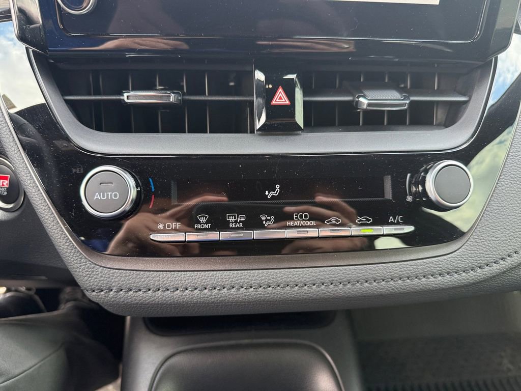 Used 2024 Toyota Corolla Premium w/ Performance Package image 32