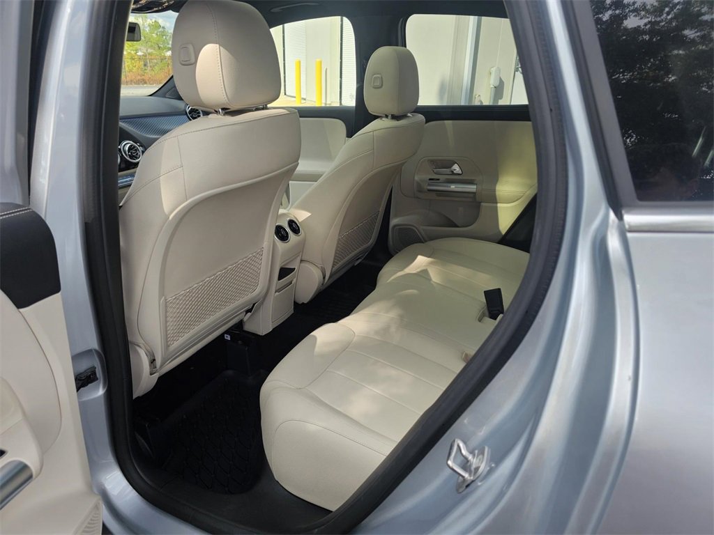 Certified 2025 Mercedes-Benz GLA 250 GLA  250 image 25