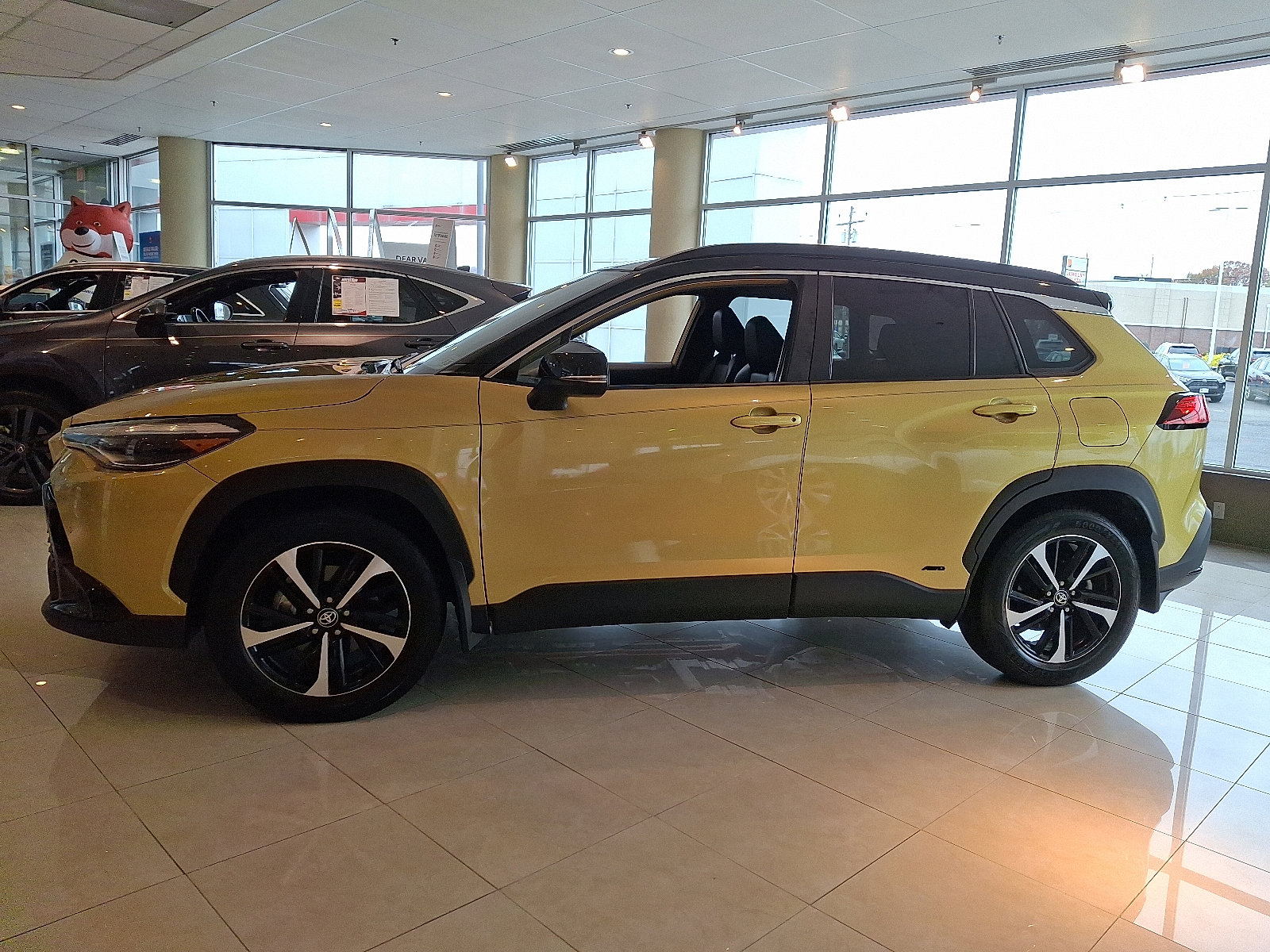 Certified 2023 Toyota Corolla Cross XSE image 4