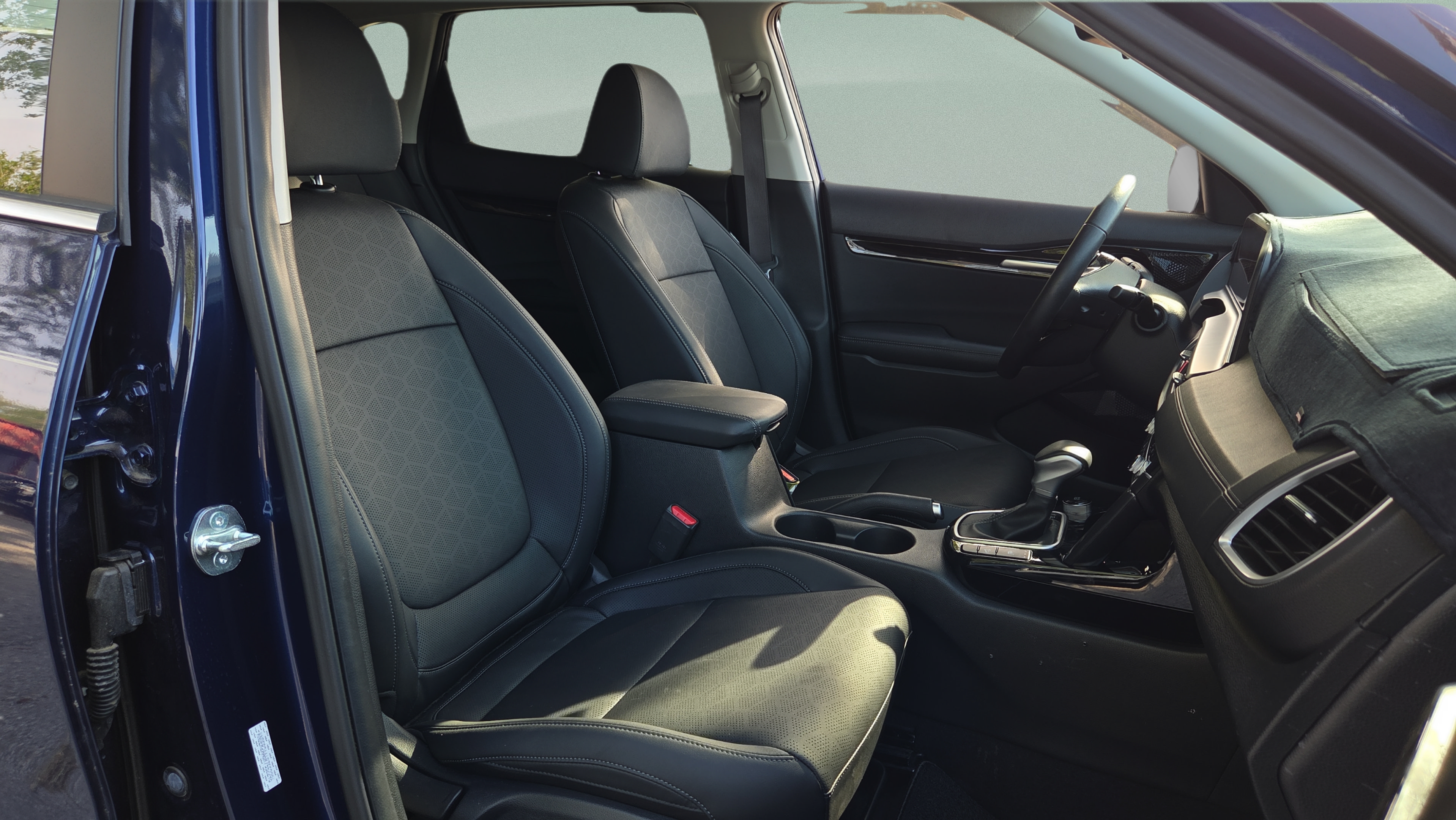 Certified 2024 Kia Seltos EX FWD image 16