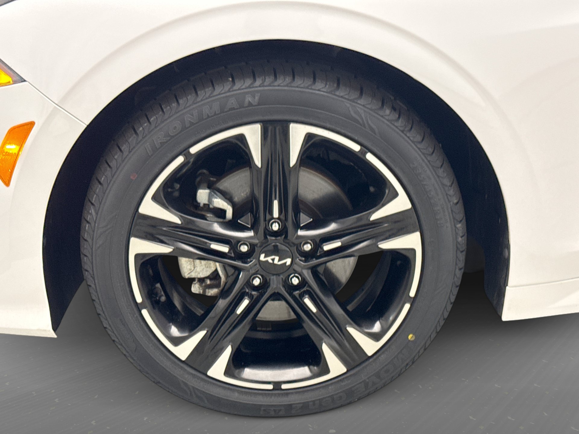 Used 2023 Kia K5 GT-Line AWD/4WD image 27