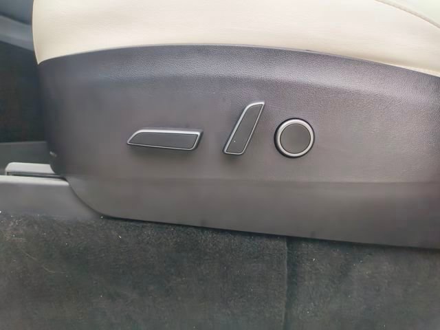 Used 2021 Tesla Model Y Long Range image 22