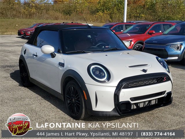 Used 2024 MINI Cooper S image 3