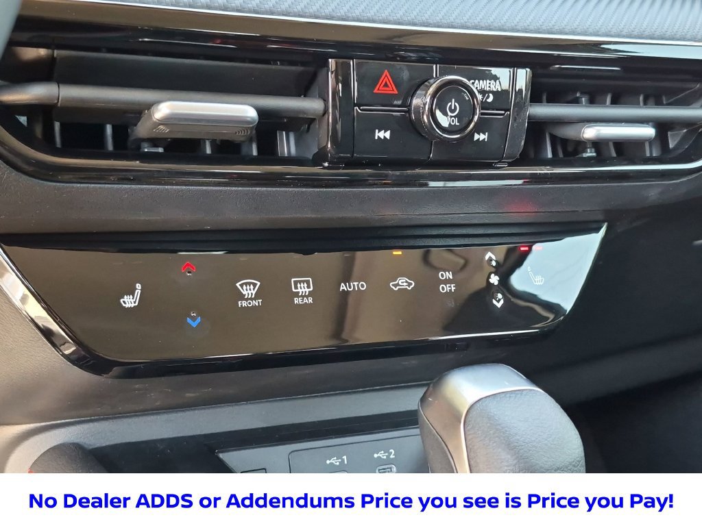 New 2027 Nissan Kicks SR w/ SR Premium Package AWD/4WD image 31