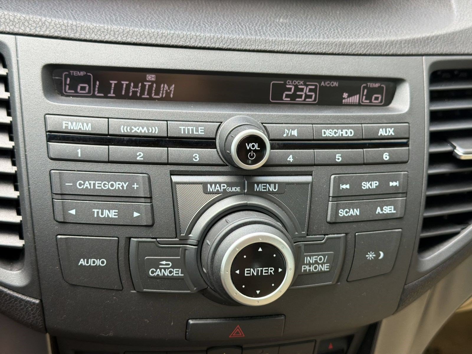 Used 2011 Acura TSX Sedan FWD image 17