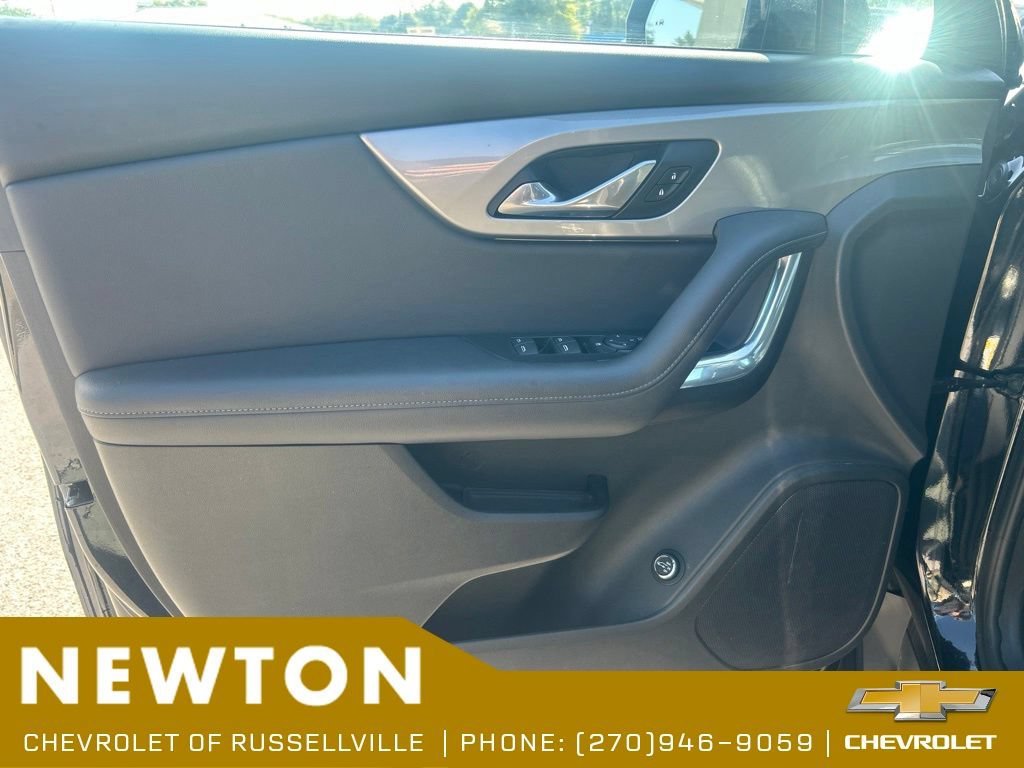 Used 2019 Chevrolet Blazer LT FWD image 8