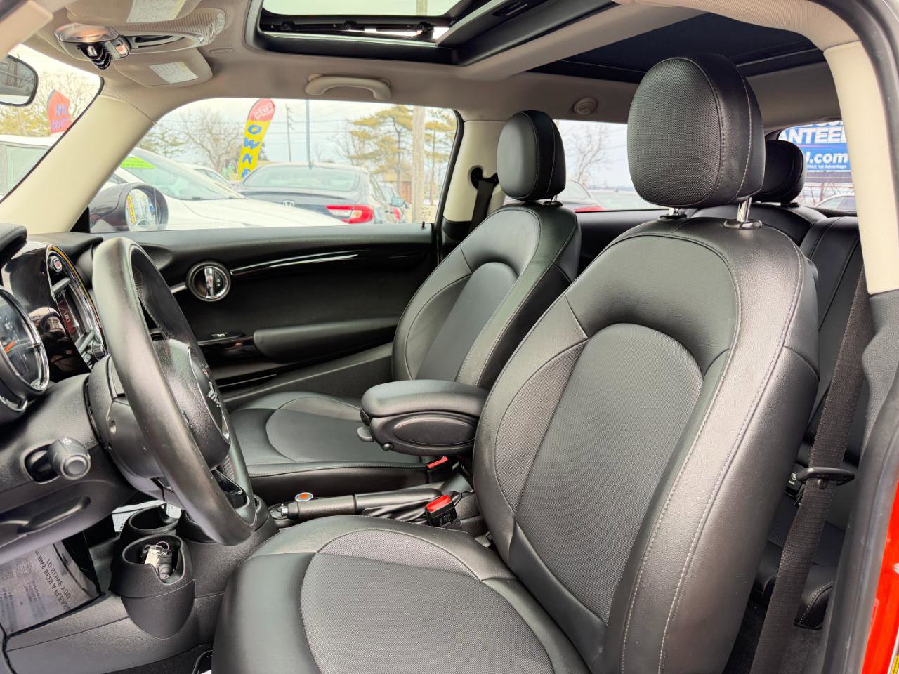 Used 2019 MINI Cooper 2-Door Hardtop w/ Storage Package image 13