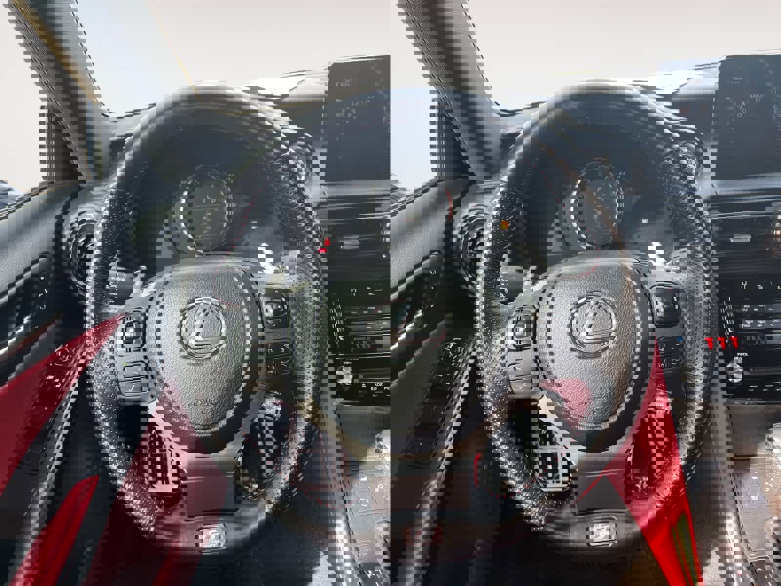 Used 2023 Lexus IS 350 F Sport w/ Navigation Package image 12