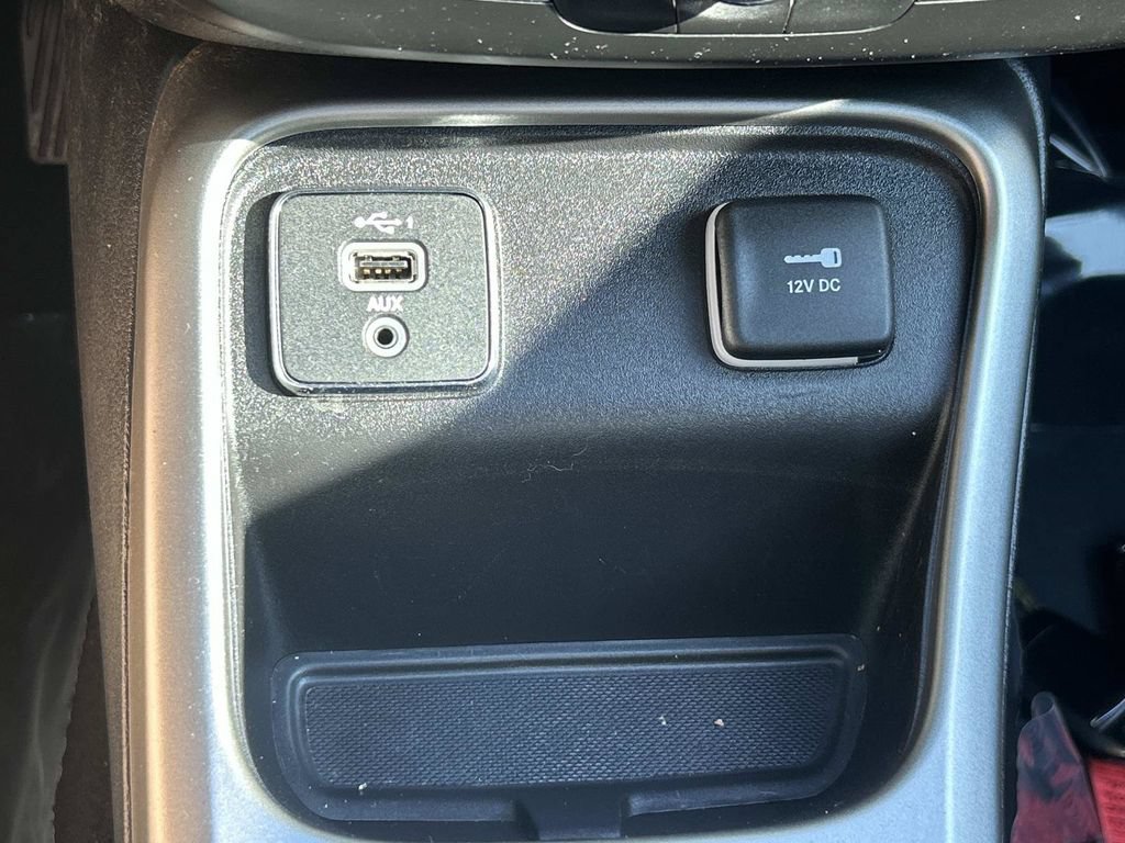 Used 2021 Jeep Compass Latitude FWD image 39