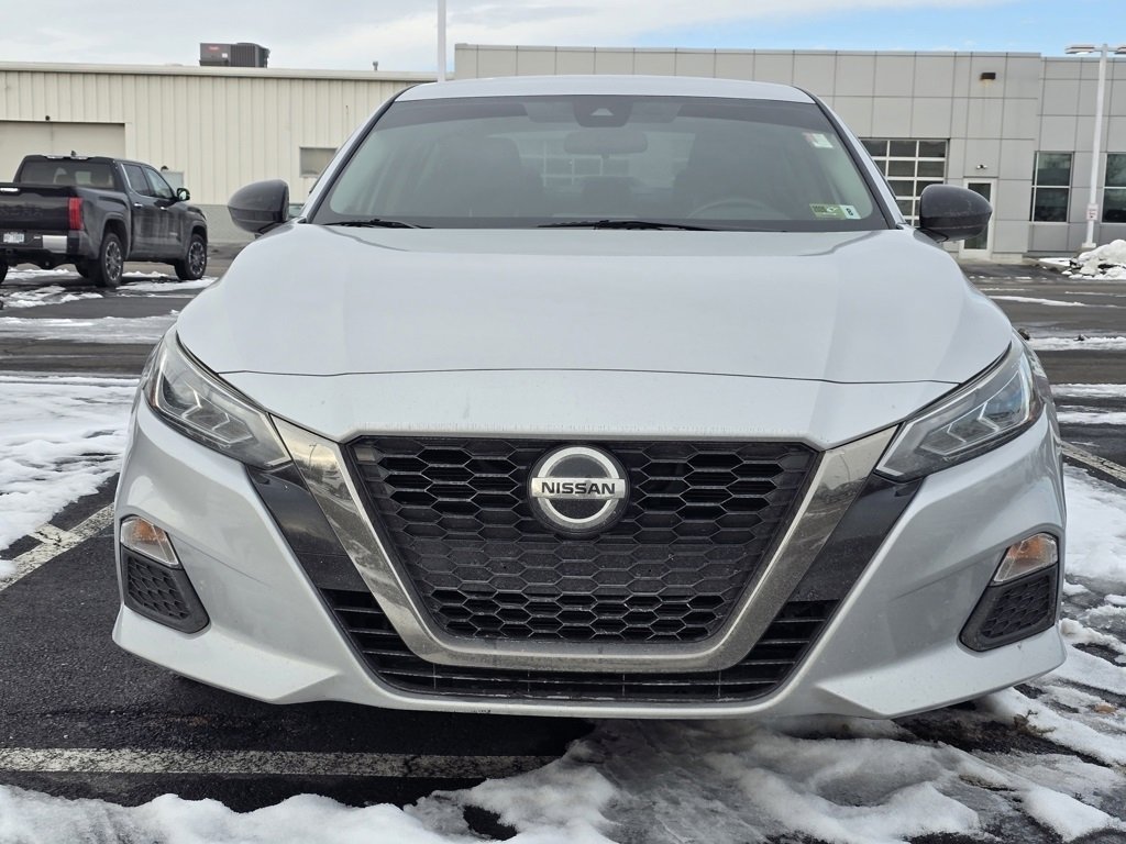 Used 2020 Nissan Altima 2.5 SR image 2
