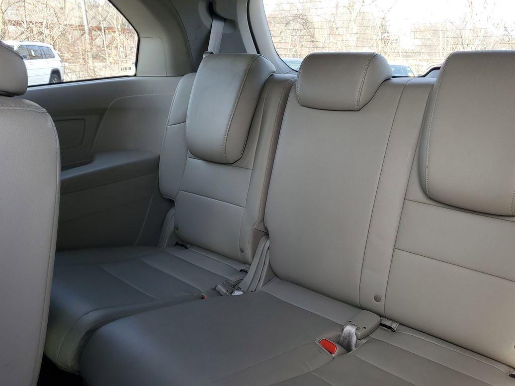 Used 2015 Honda Odyssey EX-L image 27