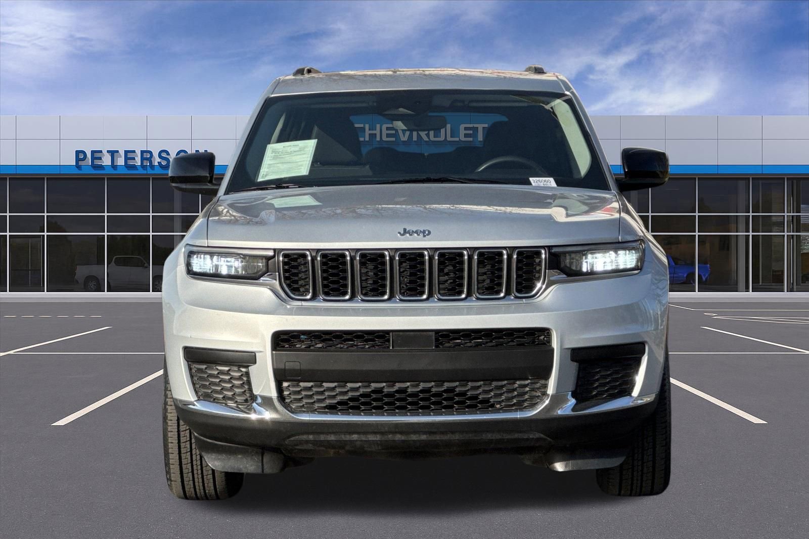 Used 2023 Jeep Grand Cherokee L Laredo w/ Trailer Tow Group (B) image 9