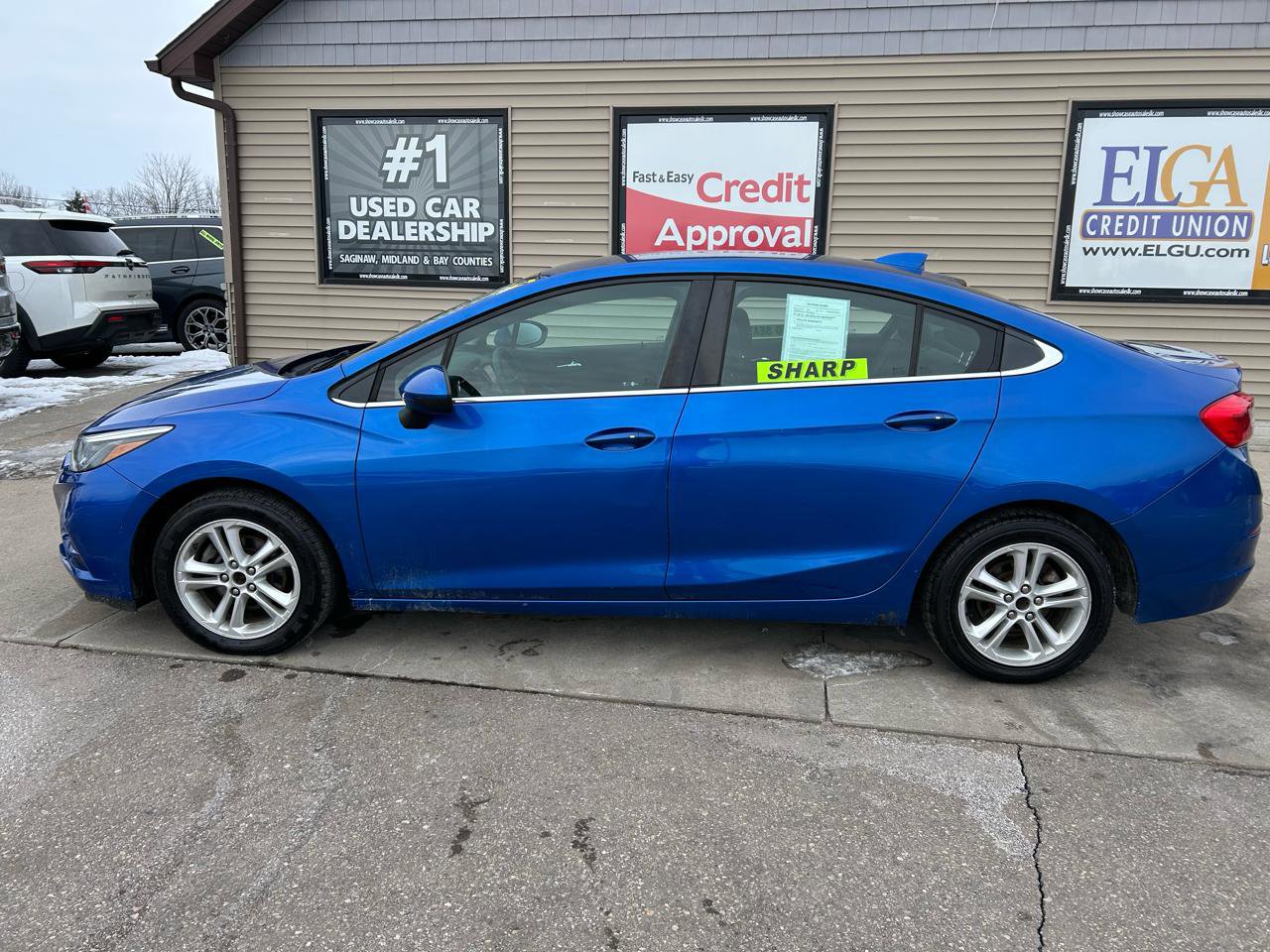 Used 2016 Chevrolet Cruze LT w/ Convenience Package image 8
