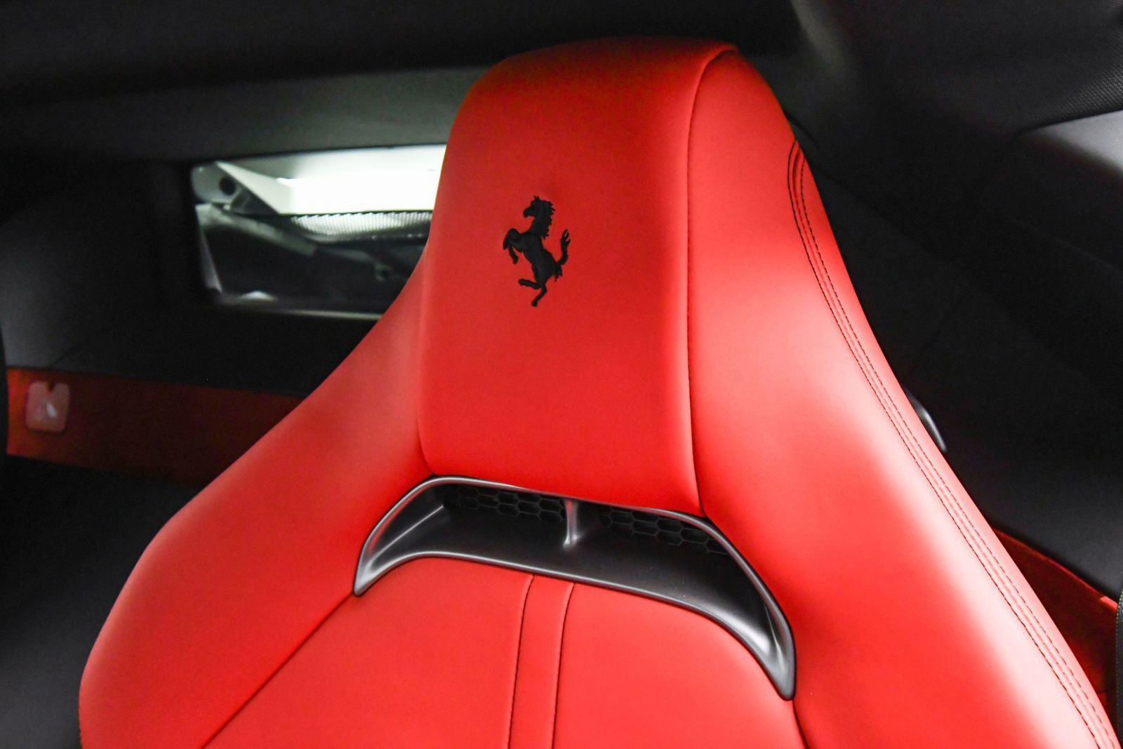Used 2023 Ferrari SF90 Stradale image 57