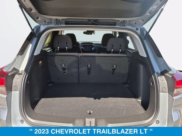 Used 2023 Chevrolet TrailBlazer LT w/ Convenience Package AWD/4WD image 29