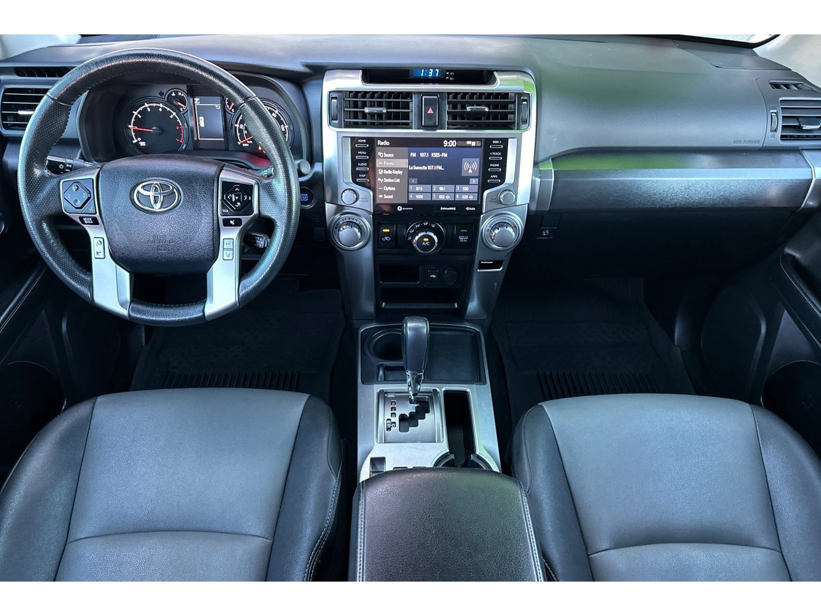 Used 2022 Toyota 4Runner SR5 Premium w/ Moonroof Package RWD image 15
