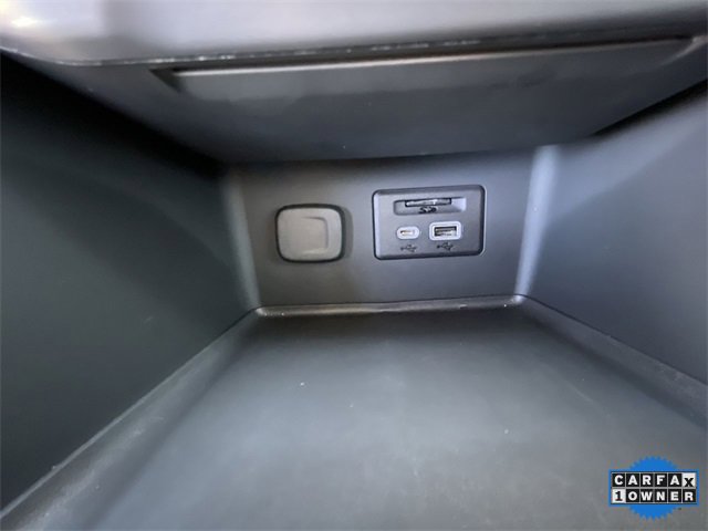 Used 2023 GMC Acadia AT4 w/ Technology Package image 26