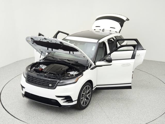 Certified 2026 Land Rover Range Rover Velar Dynamic SE AWD/4WD image 15
