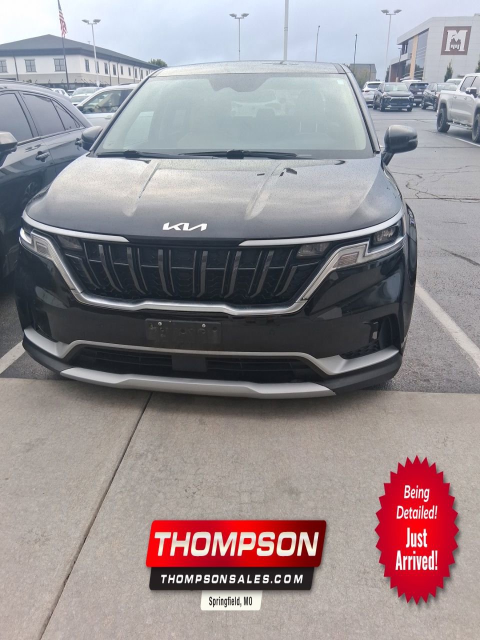 Used 2022 Kia Carnival EX