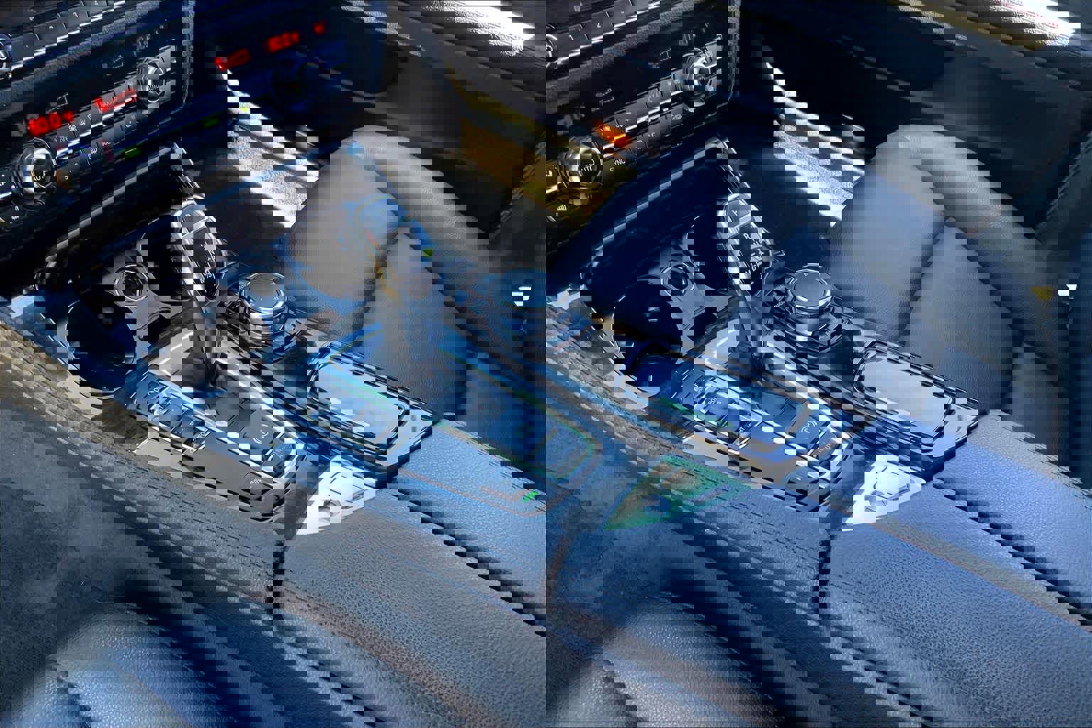 Used 2016 BMW 528i Sedan image 16