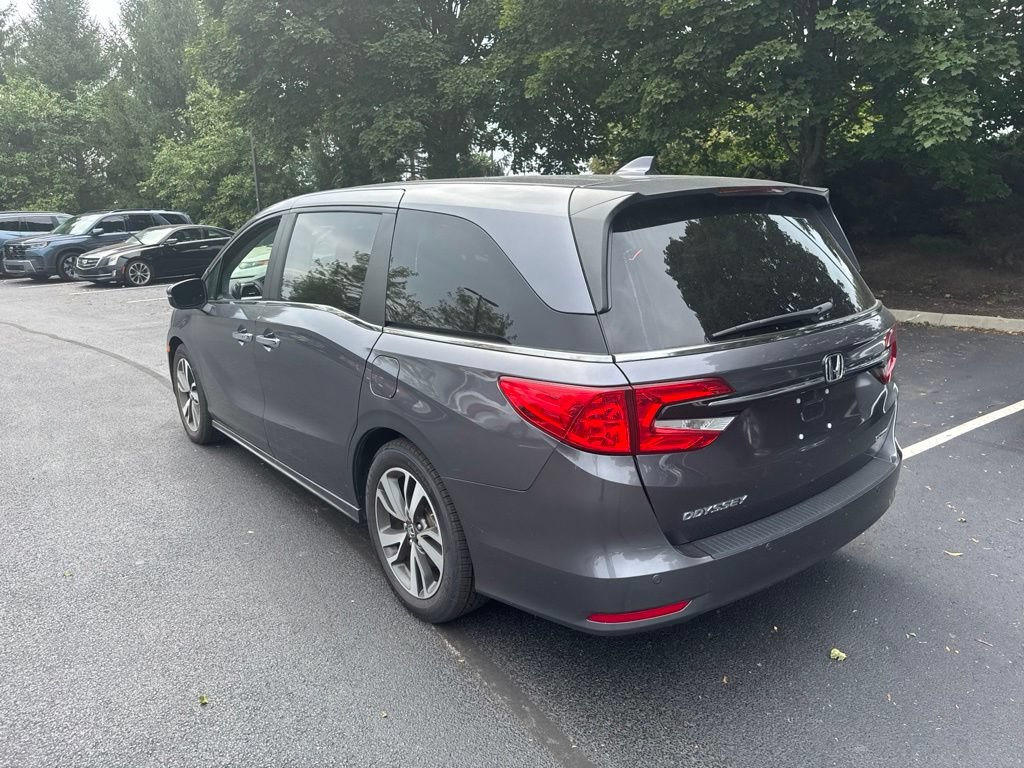 Certified 2024 Honda Odyssey Touring image 8