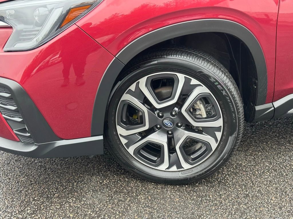Used 2024 Subaru Ascent Limited w/ Technology Package image 7