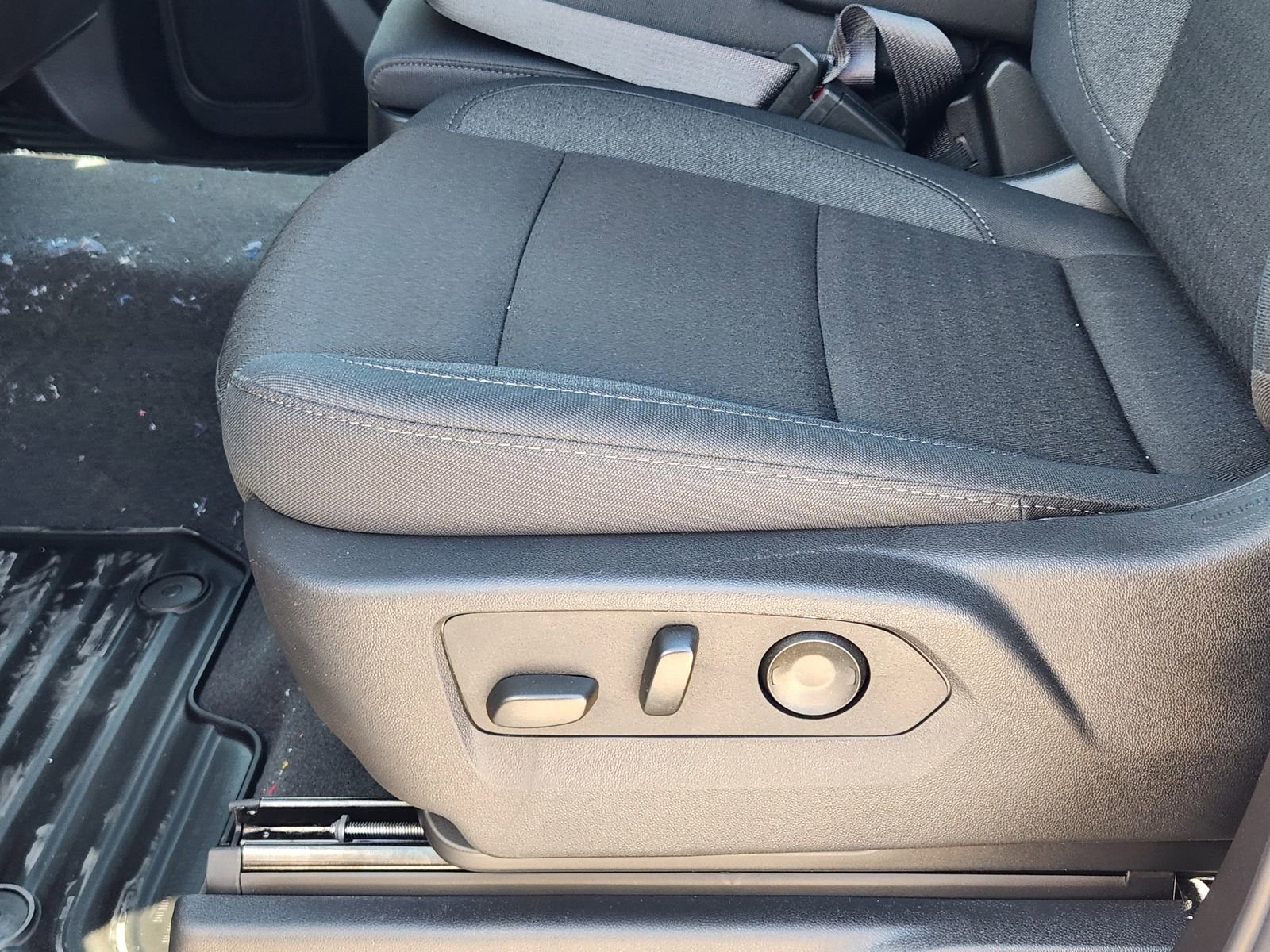 New 2026 Chevrolet Silverado 2500 Custom w/ Custom Value Package image 21