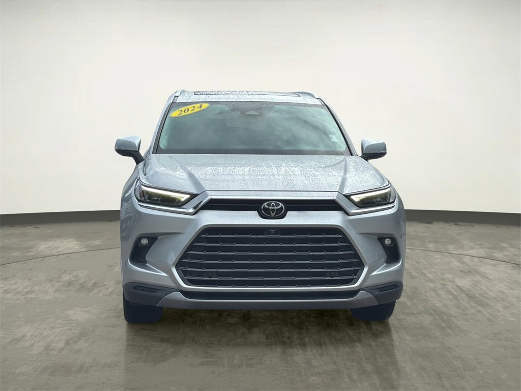 Used 2024 Toyota Grand Highlander XLE image 12