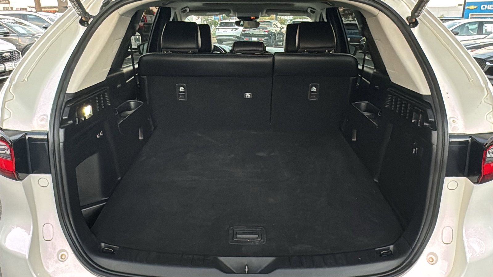 Certified 2025 MAZDA CX-70 3.3 Turbo w/ Preferred Package image 31