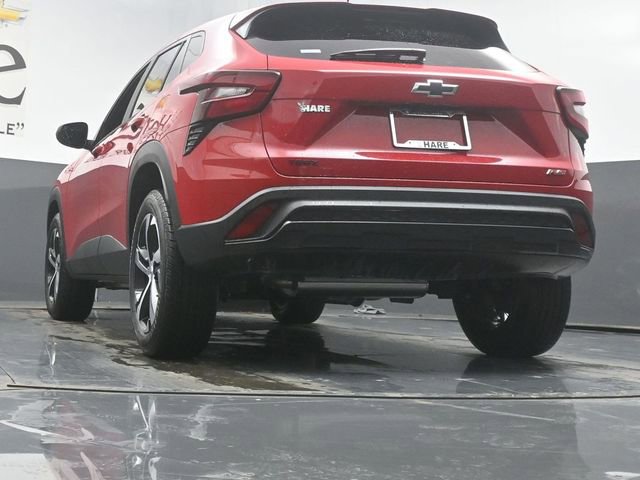 New 2026 Chevrolet Trax RS w/ Driver Confidence Package image 32