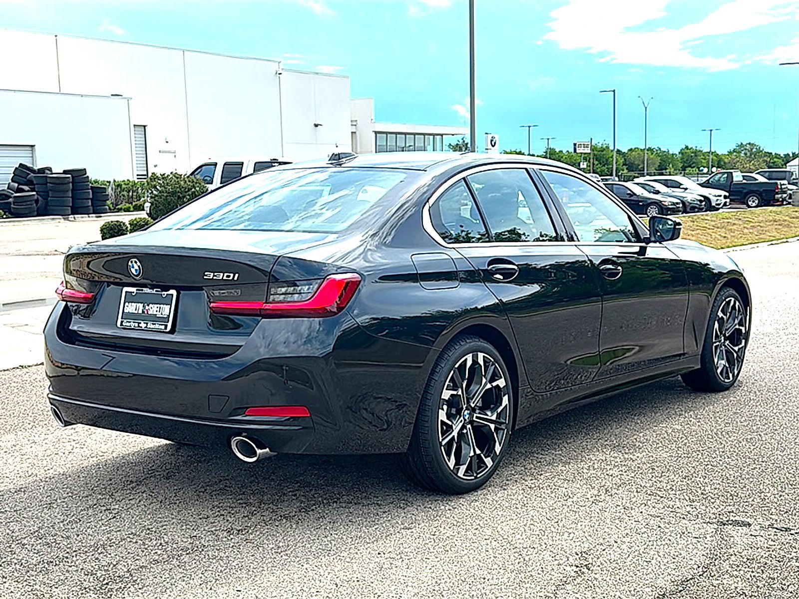 New 2026 BMW 330i Sedan w/ Premium Package RWD image 8